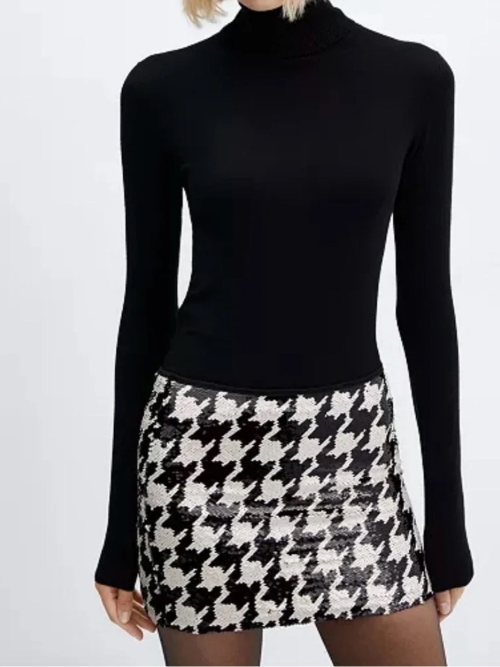 Mango Black and White Houndstooth Sequin Mini Skirt holiday party gno